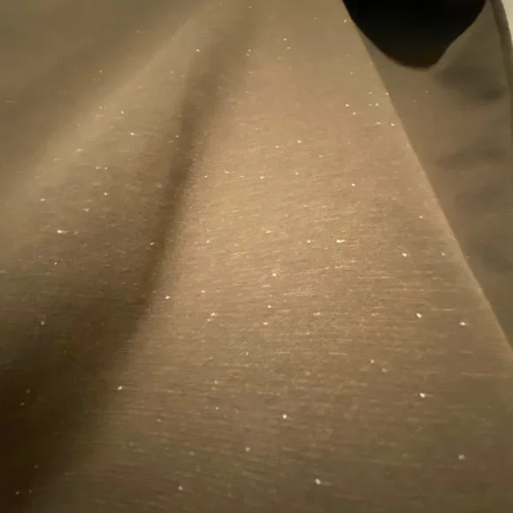 Ann Taylor retro top! So cute— very 60s — never worn. Bought in 2020! - Picture 3 of 3